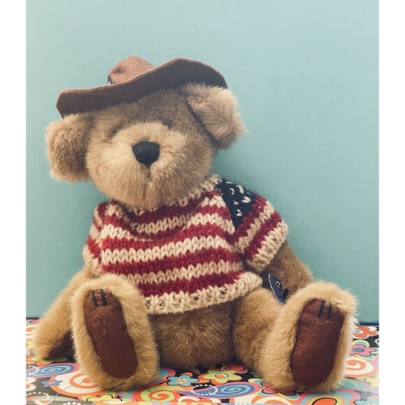 VTG 1996  Pickford Brass Button Bear Cody  Stuffed Animal w/ Outfit & Hat - Picture 1 of 7